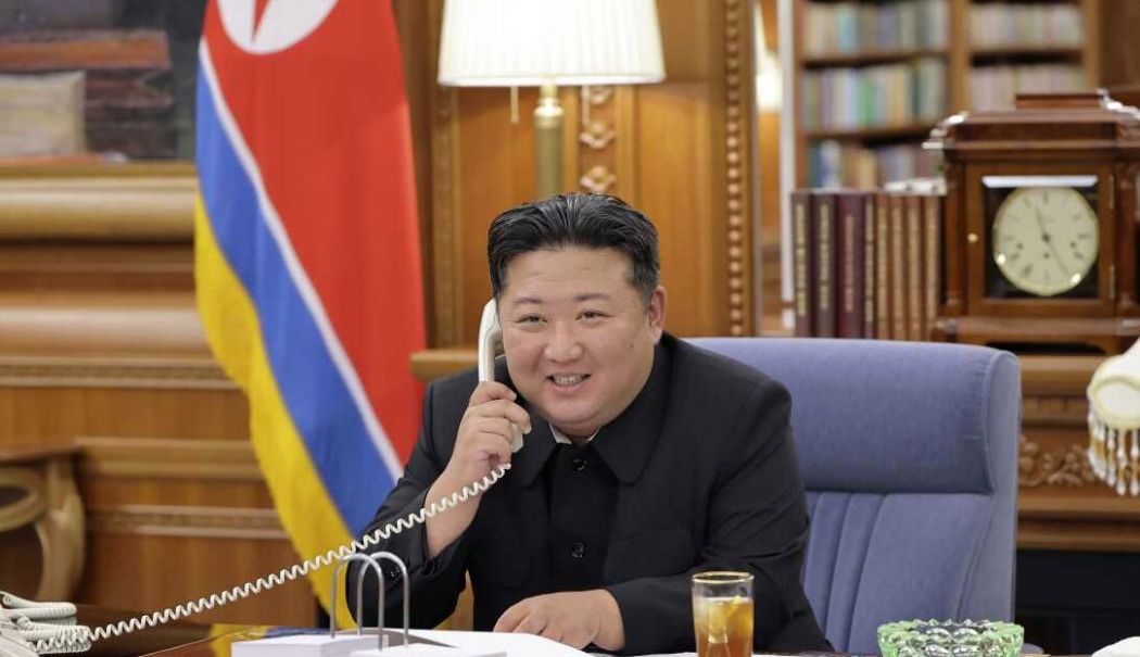 Kim Jong Un, dispus să discute cu SUA dacă acestea renunţă să ceară denuclearizarea ţării - 1-1758520655.jpg