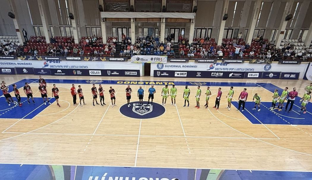 Înfrângere istorică, acasă, cu CSM Vaslui! CSM Constanţa, debut dezastruos în Liga Naţională de handbal masculin - 1-1759125805.jpg