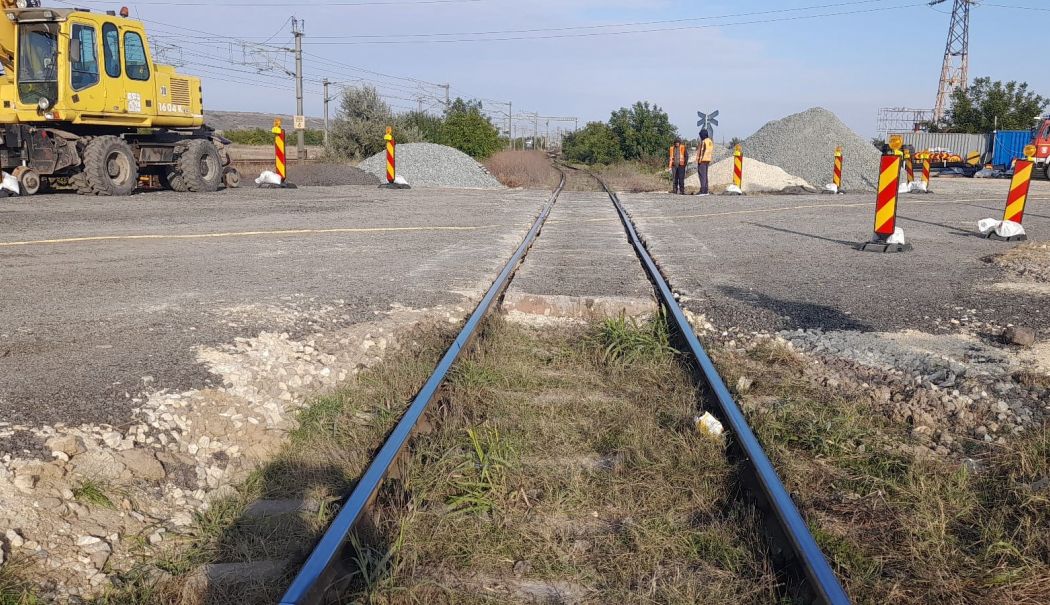 SRCF Constanţa: Se modernizează trecerea la nivel cu calea ferată de pe DN 22C - 1-1759399943.jpg
