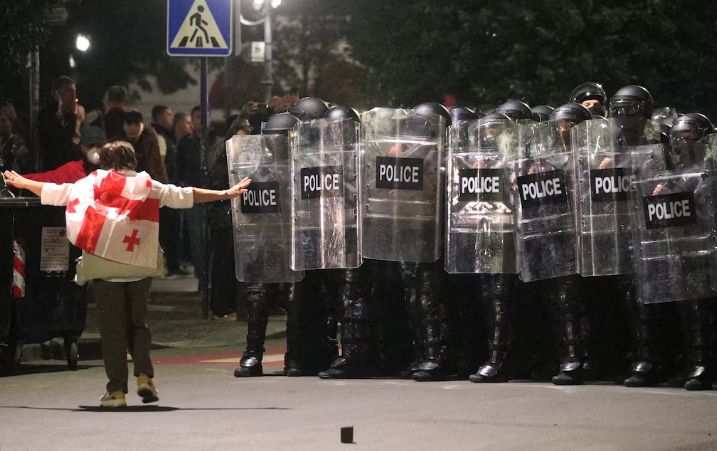 Procuratura din Georgia acuză cinci protestatari de conspiraţie pentru răsturnarea guvernului - 1-1759818048.jpg