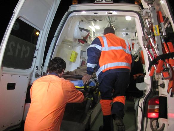 Accident rutier la ieșirea din Valea Dacilor spre Siminoc. Două persoane au fost rănite - 1-1760030414.jpg