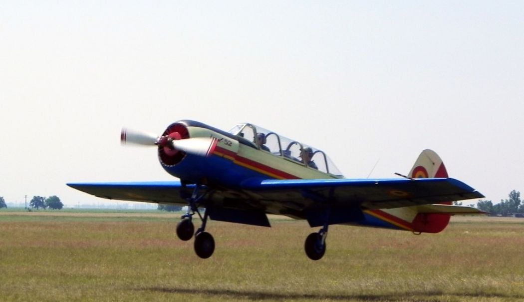 Un avion militar de antrenament, la un pas de prăbușire. Doi militari au ajuns la spital - 1-1760874533.jpg