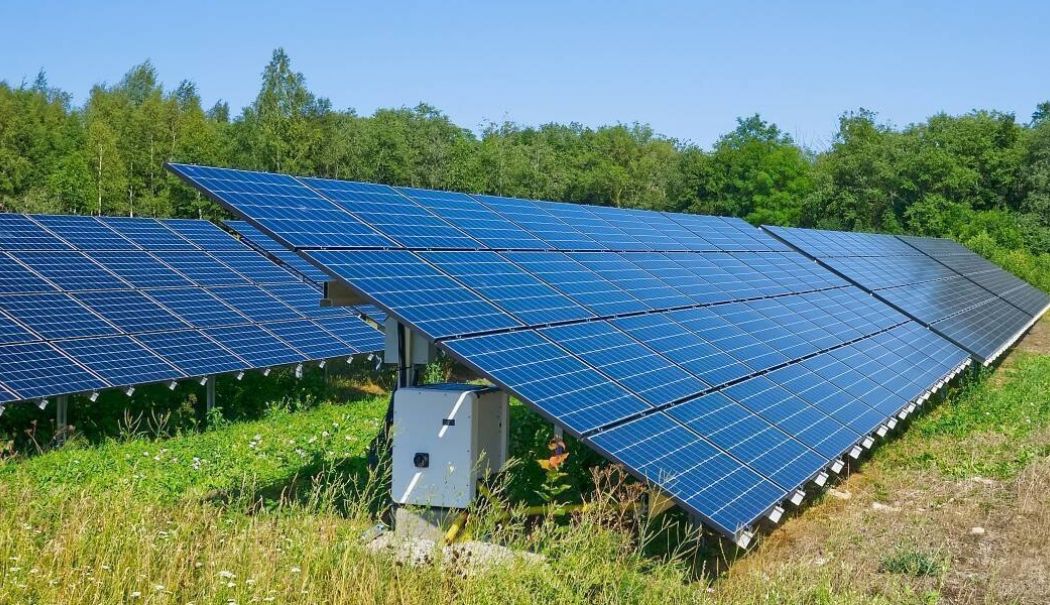 Bursă, producție fotovoltaică, inflație. INFO economic - 1-1761042913.jpg
