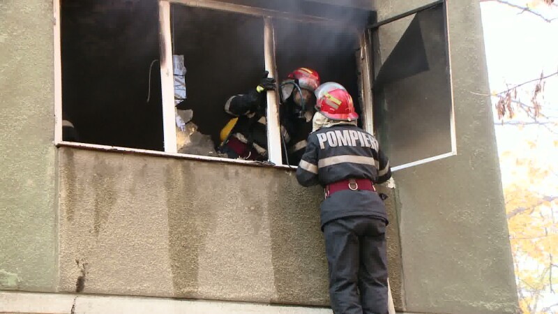 Destin tragic pentru o femeie arsă de vie în apartamentul cuprins de flăcări
