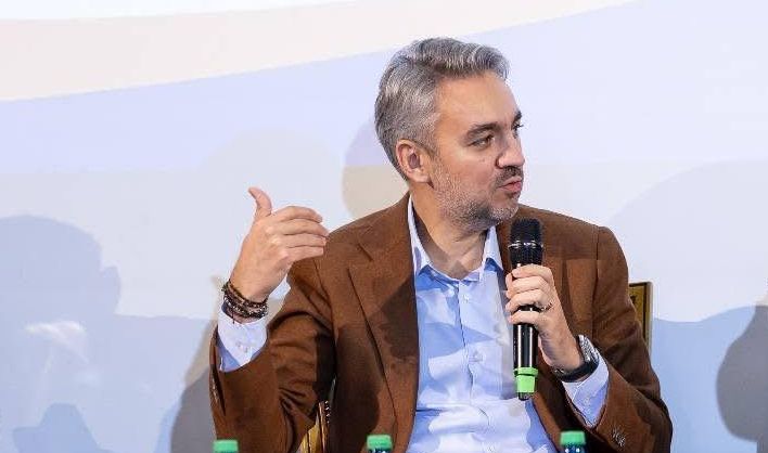 George Niculescu (ANRE): „Apar oferte din ce în ce mai atractive pentru consumatorii de energie electrică“ - 1-1763380522.jpg
