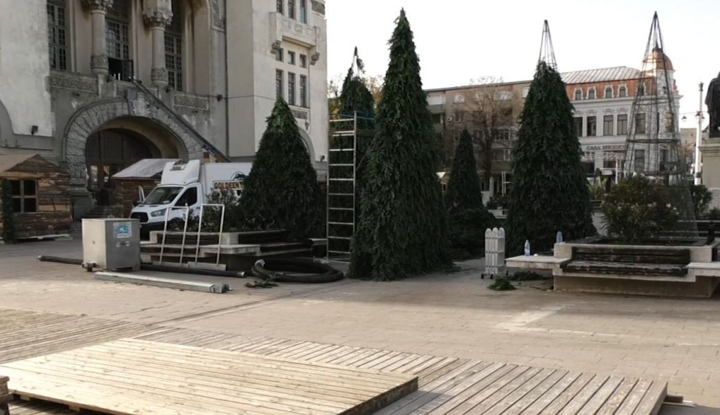 Constanța îmbracă haine de sărbătoare. Pregătirile pentru Târgul de Crăciun sunt în toi - 1-1763478339.jpg