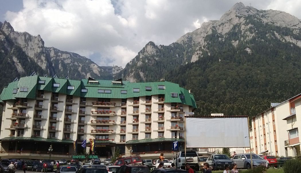 Fără tichete de vacanță, HoReCa se prăbușește! Patronatele cer reintroducerea urgentă - 1-1764330913.jpg