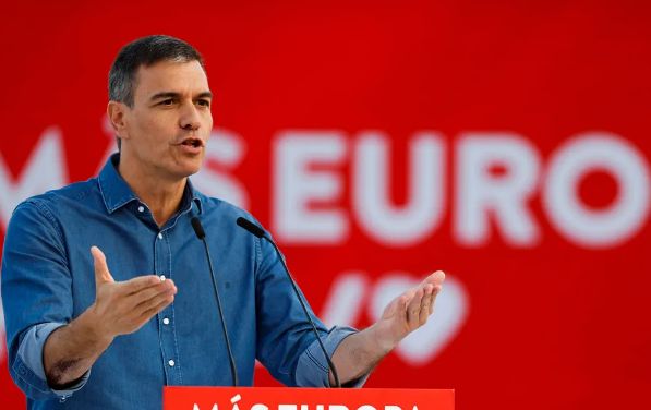 Premierul spaniol acuză dreapta că se află într-un „Black Friday“ perpetuu și că vinde democrația - 1-1764500763.jpg