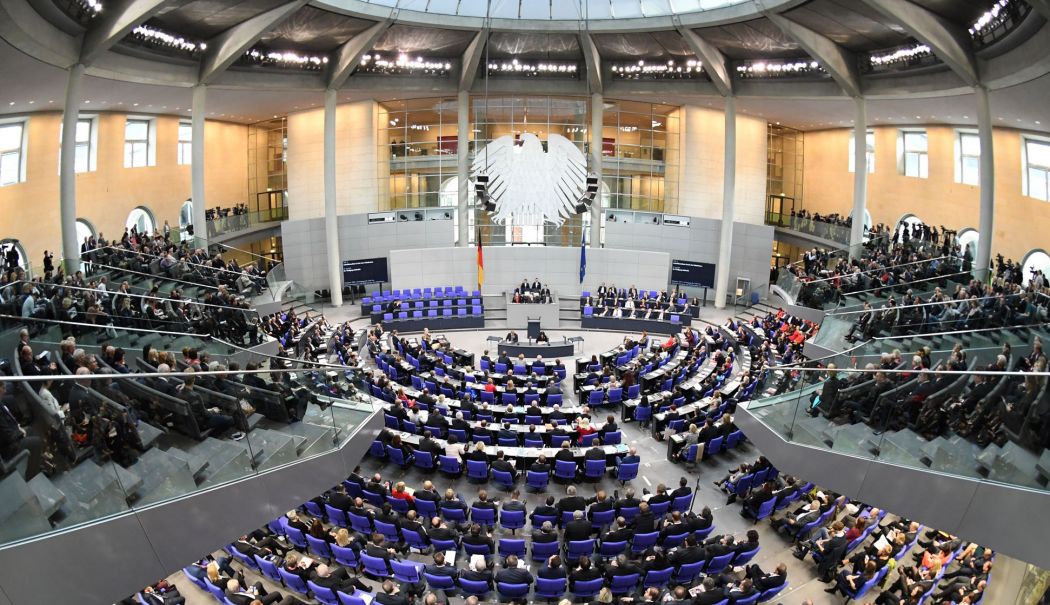 Germania: Bundestagul a aprobat bugetul pentru 2026 cu o creștere semnificativă a cheltuielilor pentru apărare - 1-1764501280.jpg