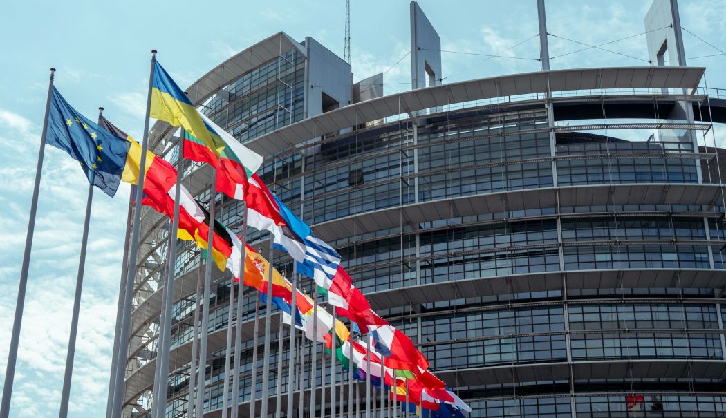 Europa se apropie de un acord pentru a pune capăt importurilor de combustibili fosili din Rusia - 1-1764770616.jpg