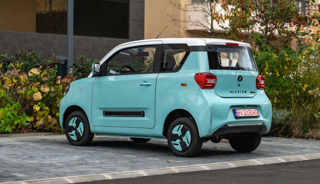 Cost orar al forței de muncă, înmatriculări auto, infrastructură rutieră. INFO economic - 1-1764848948.jpg
