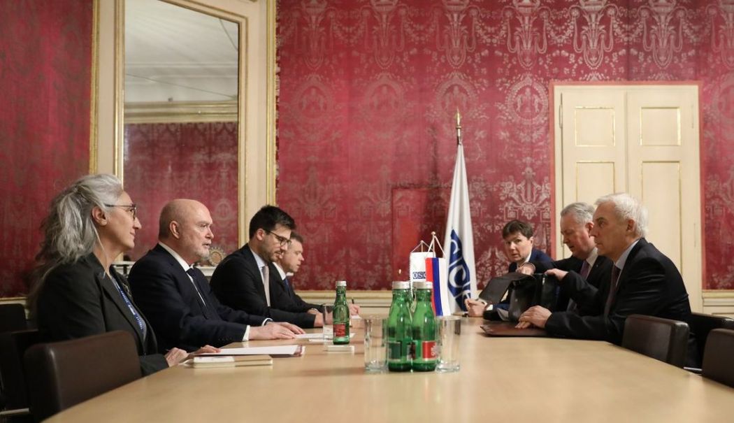 Rusia acuză UE și NATO că au transformat Marea Baltică, Marea Neagră și Arctica în zone de confruntare - 1-1764926621.jpg
