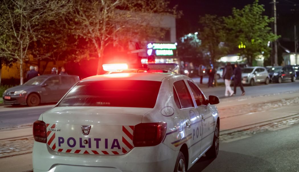 Și-a agresat concubina și i-a vandalizat mașina. Fiica victimei a alertat poliția - 1-1765465680.jpg