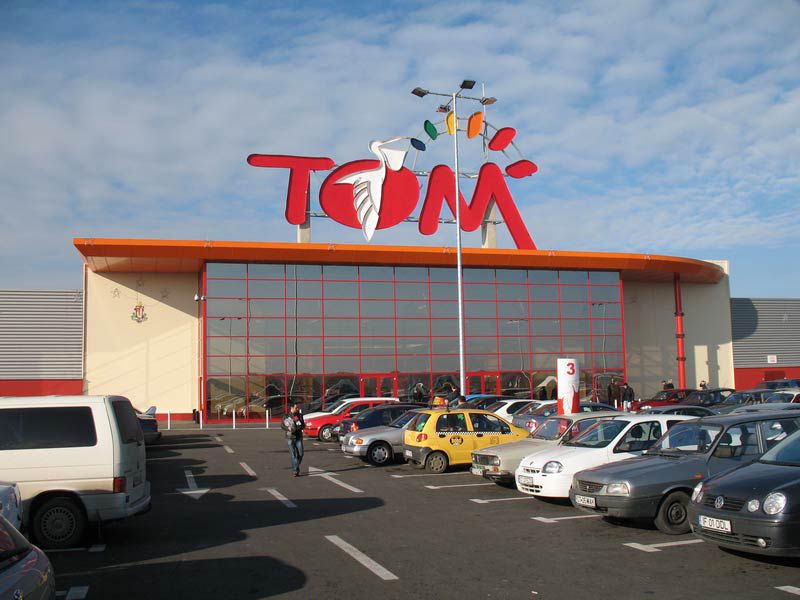 Modificări temporare pentru transportul public din cauza aglomerației la Centrul Comercial TOM