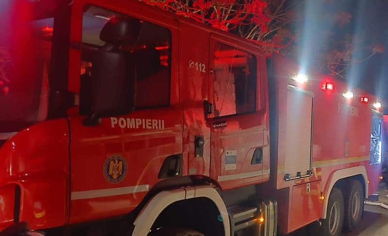 Șase persoane au fost rănite după un incendiu produs de Revelion - 1-1767262359.webp