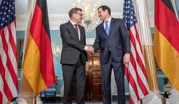 Ministrul german de externe minimizează riscul anexării Groenlandei de către SUA - 1-1768294571.webp