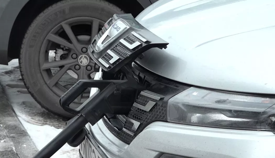 Șoferii constănțeni se întreabă: mai merită o mașină electrică? - 1-1769090083.webp
