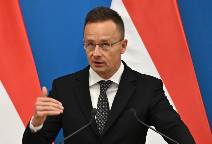 Peter Szijjarto: „Ucraina se amestecă dur în alegerile din Ungaria“ - 1-1769333509.webp
