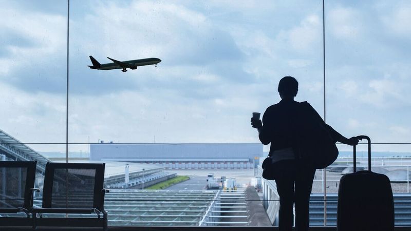 Vești bune pentru pasageri. Despăgubiri mai ușor de obținut și locuri gratuite pentru familii în avion - 1-1769347323.webp