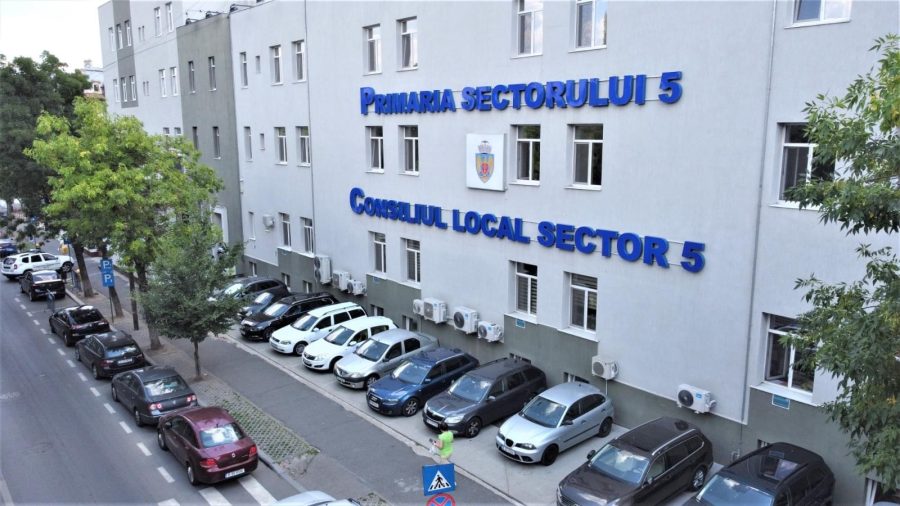 Cei trei șefi ai Primăriei Sector 5, sub control judiciar. Instanța a respins cererea DNA de arest preventiv - 1-1770546766.webp