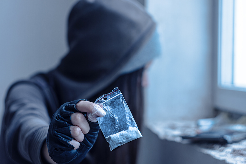 Colet cu cocaină din Spania, interceptat. Patru persoane reținute în flagrant - 1-1770909726.webp
