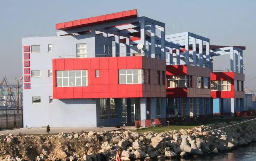 Sindicat: „Sunt decizii controversate la ARSVOM, vom discuta în comisia paritară“ - 1-1774617864.webp