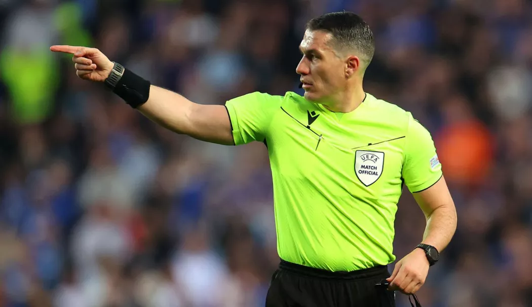 Istvan Kovacs va arbitra meciul FC Barcelona - Atletico Madrid, din sferturile Ligii Campionilor - 1-1775566416.webp