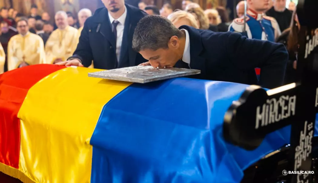 Ziua despărţirii de Mircea Lucescu: Răzvan, mesaj emoţionant de rămas bun pentru tatăl său