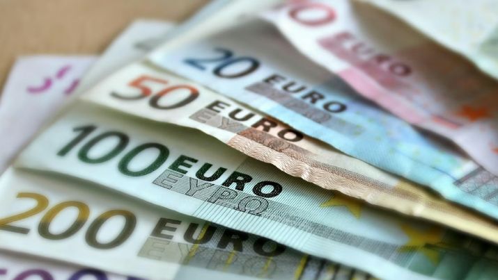 BNR: Leul continuă să se deprecieze, euro atinge un nou maxim istoric - 1-1777901071.webp