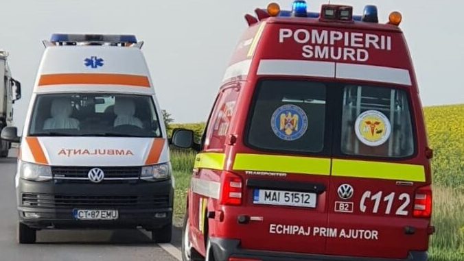 UPDATE Mobilizare de forțe pe A2 după ce un autoturism s-a răsturnat pe sensul spre București