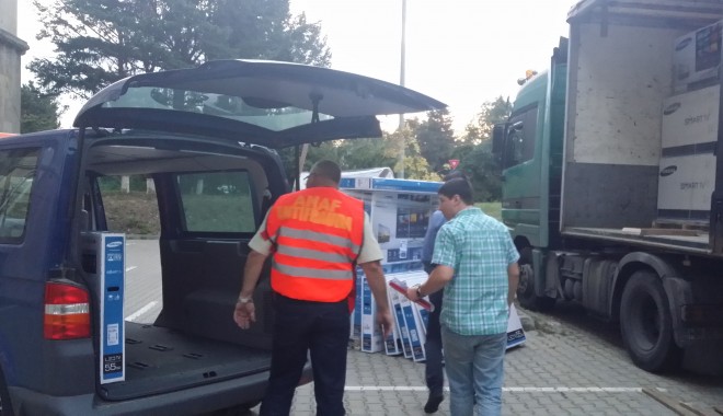 VIDEO. Aproape o sută de televizoare confiscate de inspectorii antifraudă - 1009dgaftvled032-1412866034.jpg