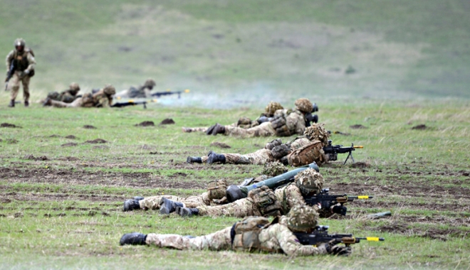 100 de militari români participă la exercițiul multinațional Platinum Eagle 17.1 - 100demilitari-1487610159.jpg