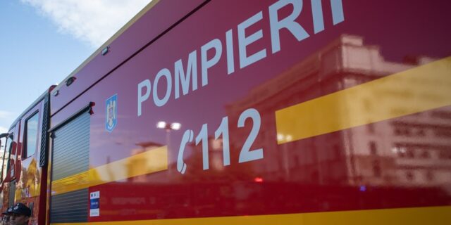 Pompieri salvatori din 19 județe și municipiul București, detașați pe litoral - 100l3432e1682144274810640x320-1688138211.jpg