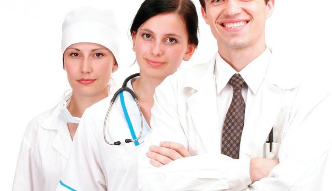 Taxa pentru rezidențiat a fost redusă - 101205medicalstafffrombing-1349783014.jpg