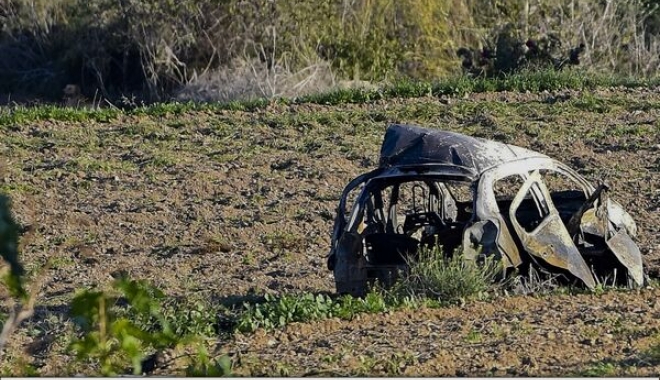 Fiul jurnalistei asasinate în Malta acuză guvernul de complicitate la crimă - 10171350282583393-1508240439.jpg