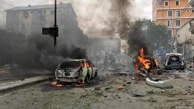 Atac cu bombă! O școală s-a prăbușit. Trei persoane au murit, alte 14 au fost rănite - 1024x57653087107543500-1535885238.jpg