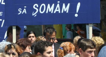 Circul crizei creează panică printre bugetarii constănțeni - 10308df82214eb71a21cae5a265a7523.jpg