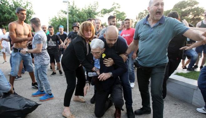 Un primar a ajuns la spital după ce a fost bătut la o ceremonie - 1056ff416f2b4a358fe7182c69dc8c05-1526816510.jpg