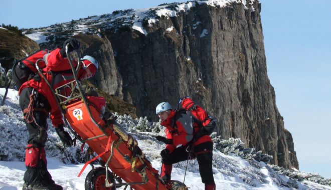 22 de persoane au fost salvate de salvamontiști, în ultimele 24 de ore - 10623658151065503251964975692238-1639377593.jpg