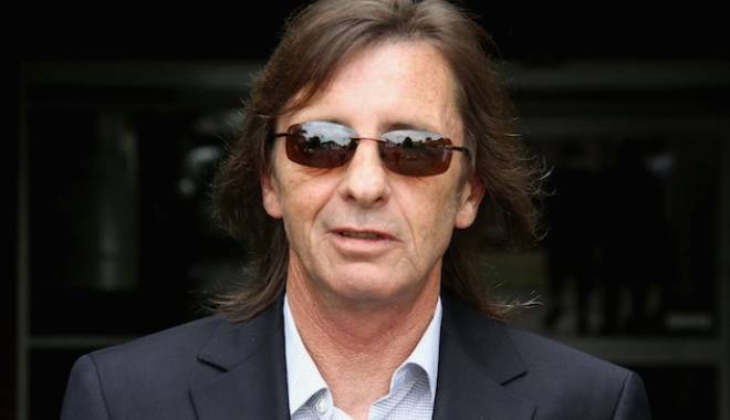 Toboșarul trupei AC/DC a fost arestat. Ar fi plănuit uciderea a două persoane - 107220667-1415281779.jpg