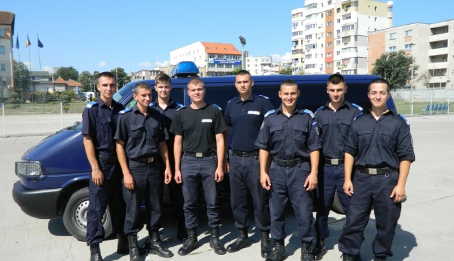 INSPECTORATUL DE JANDARMI CONSTANȚA RECRUTEAZĂ CANDIDAȚI! Sute de locuri, puse la bătaie - 10iuliejandarmipromotianoua11373-1491292442.jpg