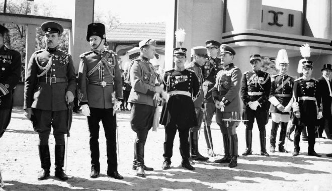 10 mai, zi cu triplă semnificație istorică - 10maiintrecutsursafotocotroceni-1620669941.jpg
