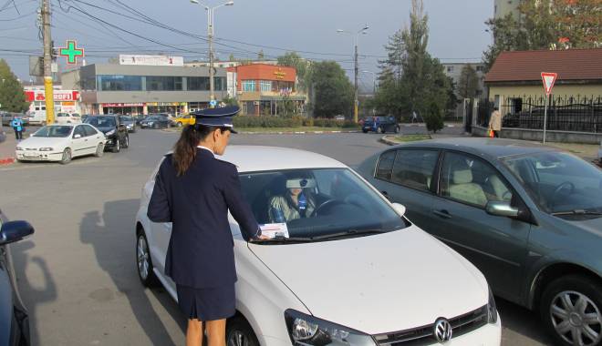 Cum să-i țineți departe pe hoții din mașini care mișună prin Constanța - 10noiembrieprevenirefurturiauto1-1415624946.jpg