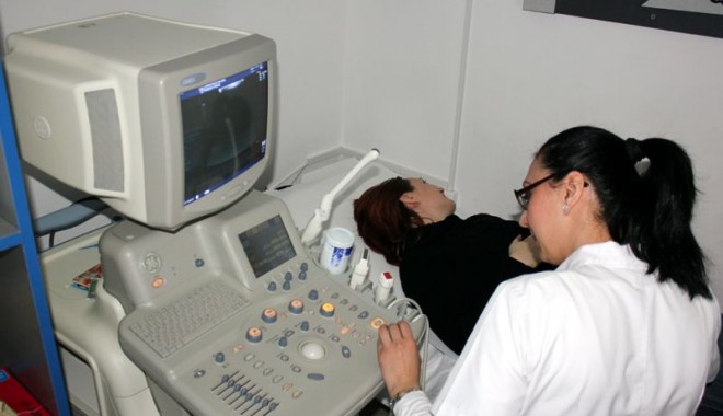 Consultații și investigații medicale gratuite, în Constanța - 10octombriemedstarmamaia-1412945067.jpg