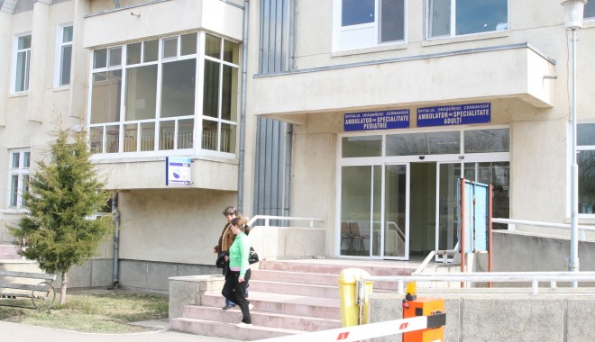 Spitalul Cernavodă nu se închide - 10octombriespitalcernavodadsp-1318253402.jpg