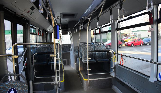 Autobuz RATC, atacat cu pietre! Adolescentul vinovat, recunoscut de părinți în imaginile din presă - 11-1555497644.jpg