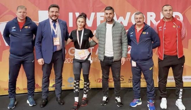 Haltere / Cosmina Pană, pe locul opt la Campionatele Mondiale de la Bogota - 11-1670313879.jpg