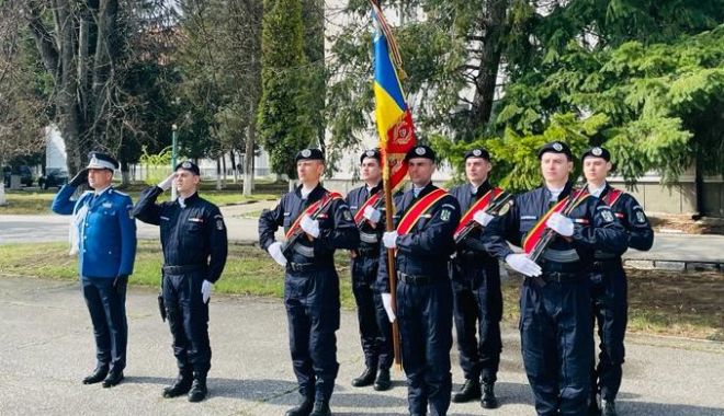 Decorarea Drapelului de Luptă al  Inspectoratului de Jandarmi Judeţean Constanţa cu ocazia Ziua Jandarmeriei Române