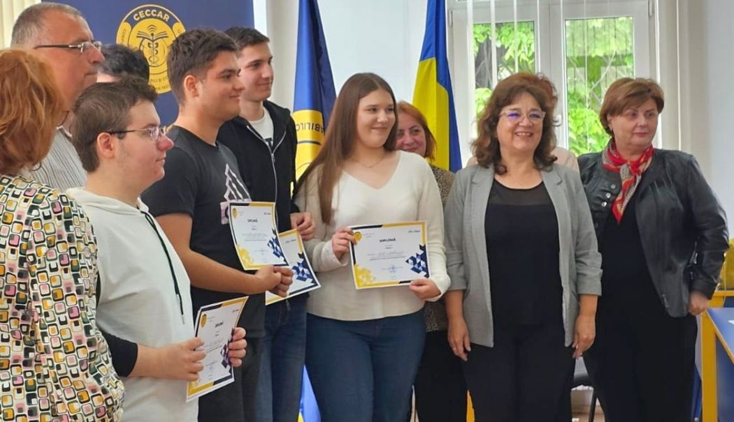 CECCAR şi IȘJ Constanţa i-au premiat pe elevii remarcaţi la Concursul de cultură şi educaţie financiar-contabilă - 11-1713959761.jpg