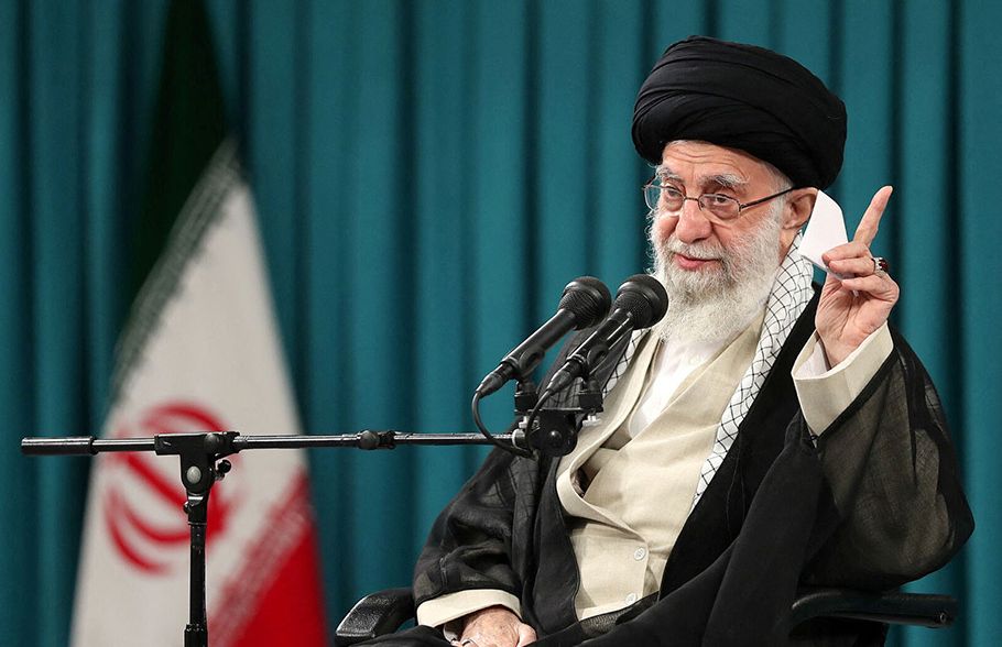 Ayatollahul Ali Khamenei face apel la creşterea producţiei petroliere - 11-1757319420.jpg